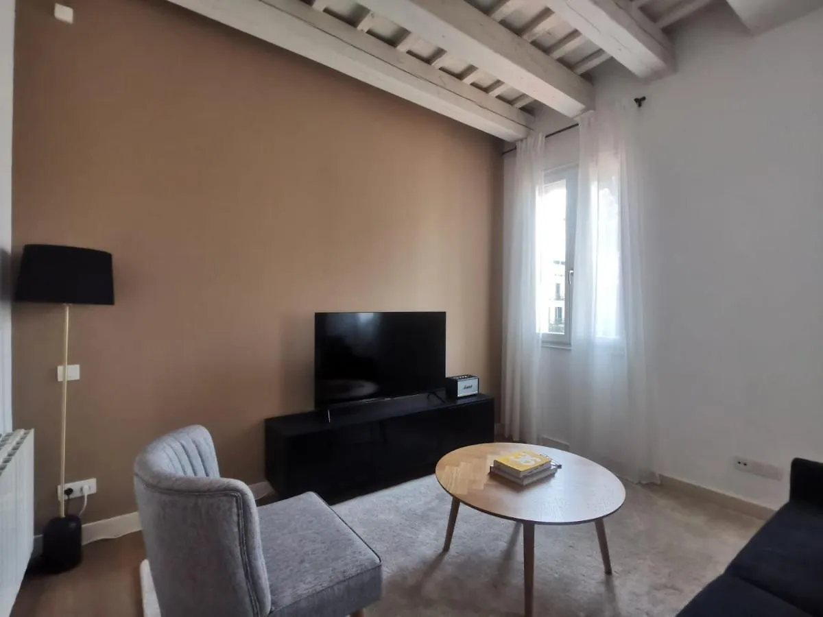 Luxury 2Br Central Location Barcelona Spain
