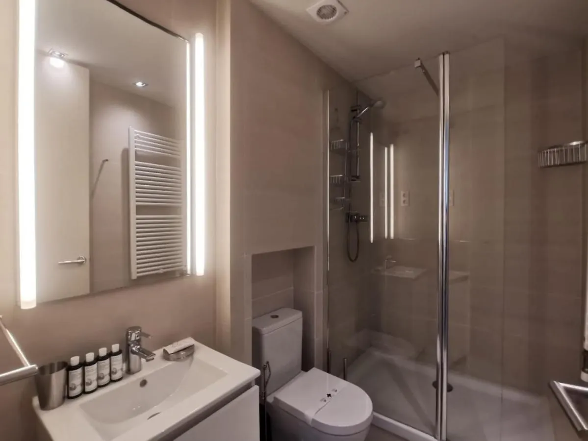 Luxury 2Br Central Location Barcelona Spain