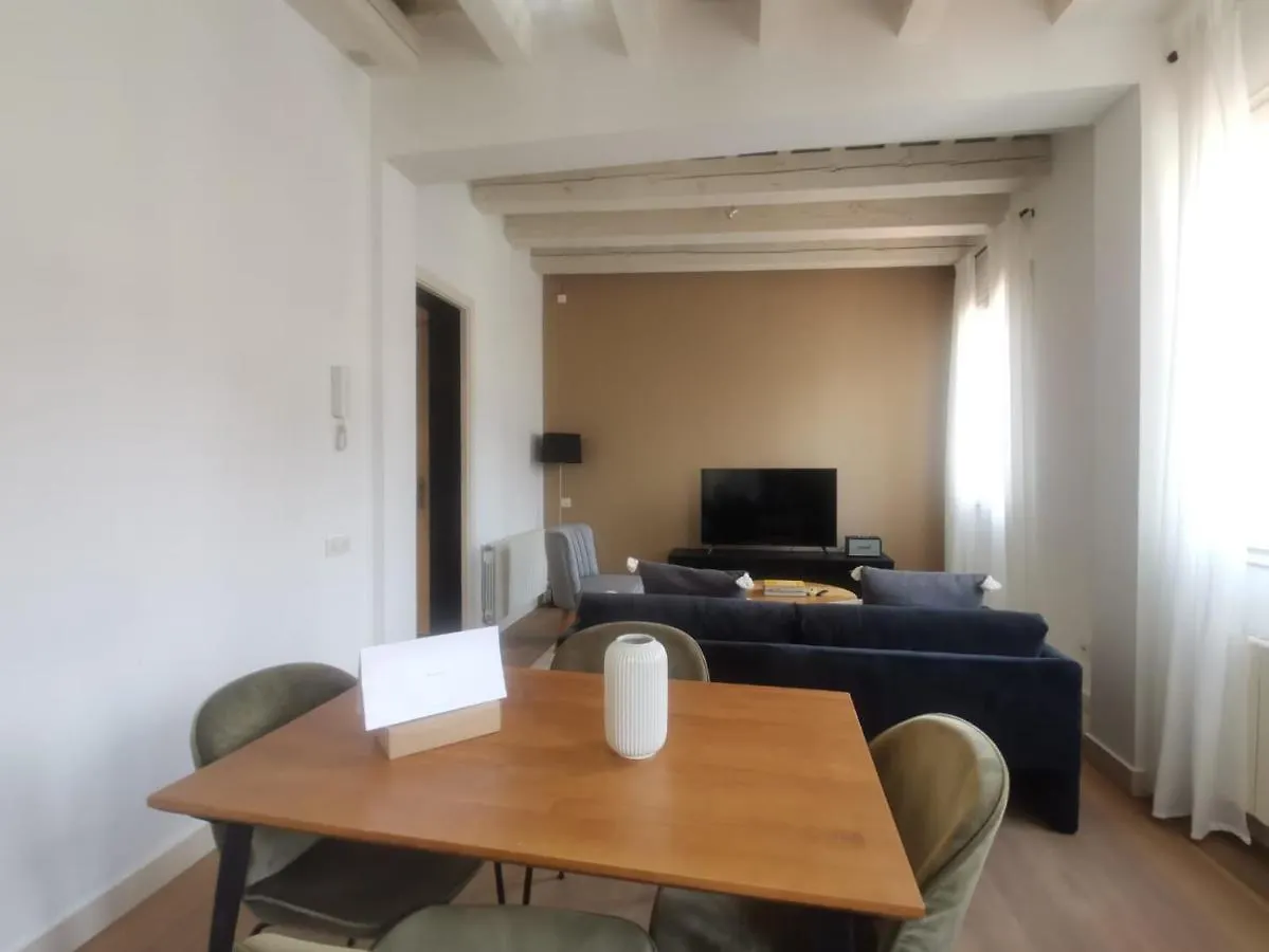برشلونة Luxury 2Br Central Location شقة
